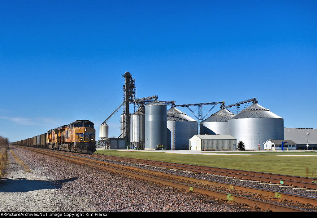 UP 8146 - CHS Elburn Seed Division